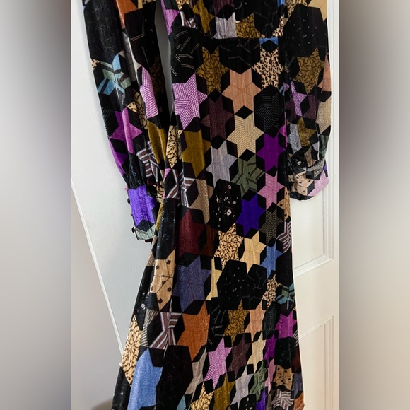 SEA NEW YORK Estrella Star Print Velvet Dress- size Small - Picture 7 of 9